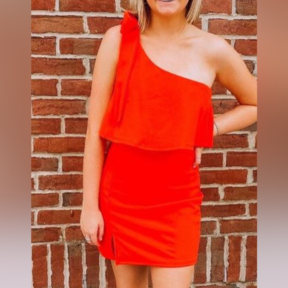 One strap tie mini